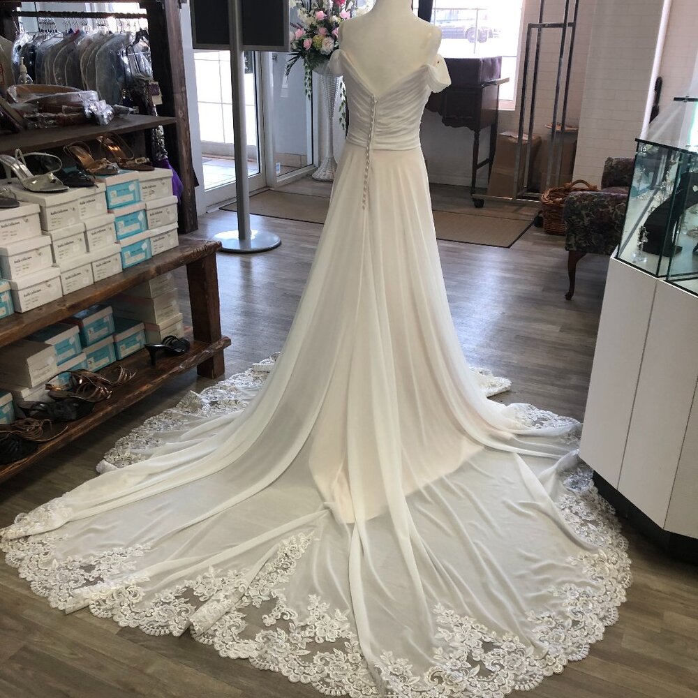 Ivory Lace-Train Aline Ballgown Wedding Dress, Off the Shoulder Sweetheart Neck